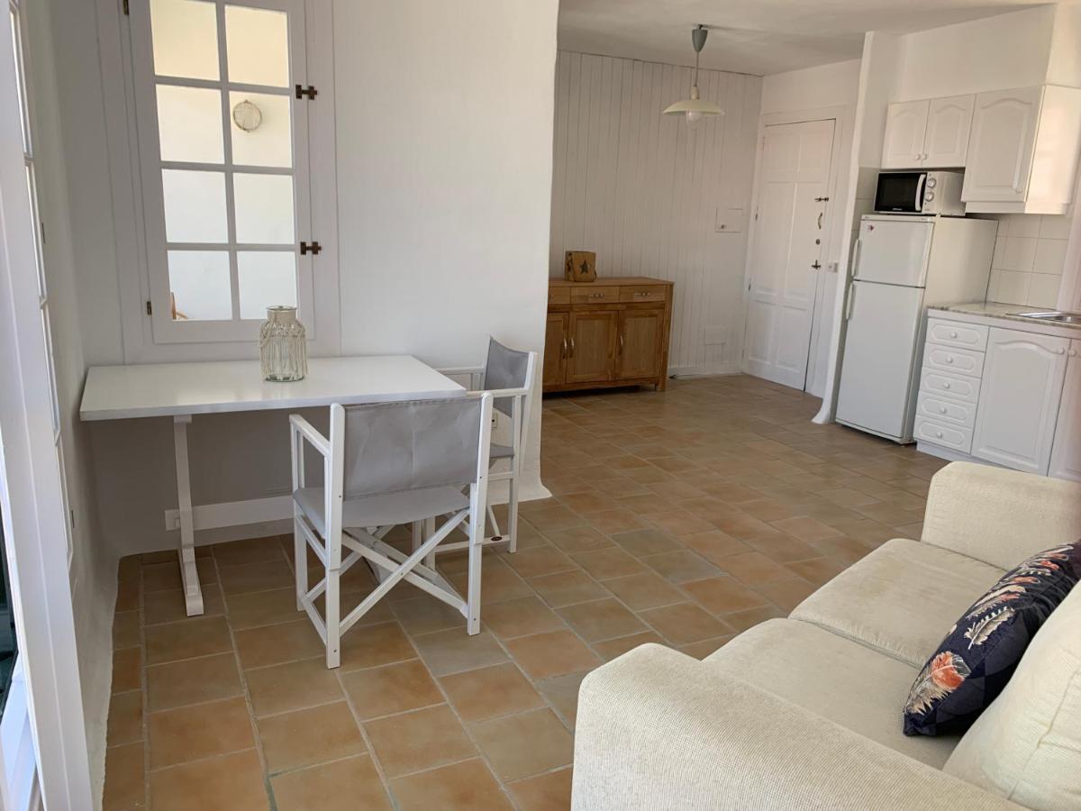 Apartamento En Frente De La Playa Son Parc Ngoại thất bức ảnh